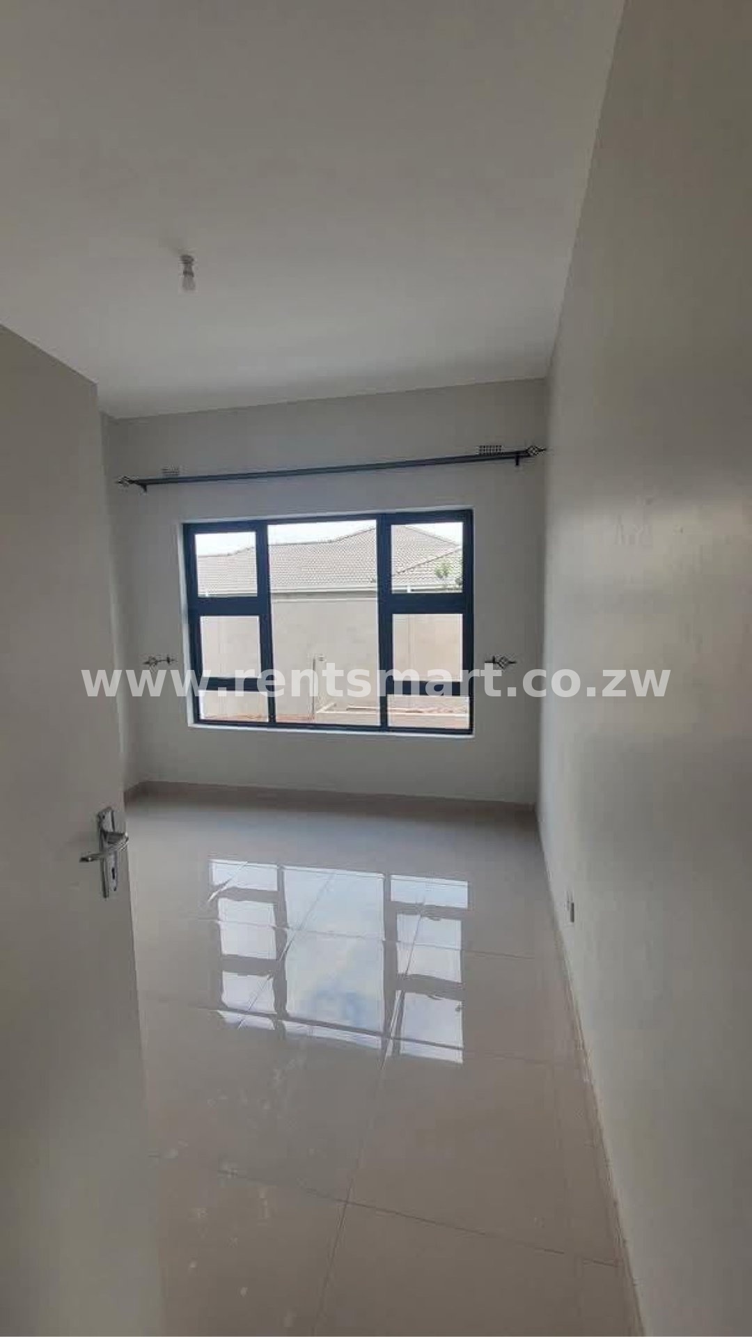 NEW MARLBOROUGH Sunset Views 3 bed cluster home - Image 3