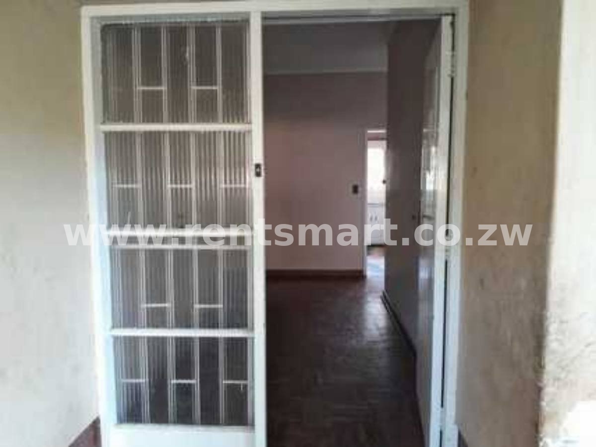 Park town 3 Bed Main House for rent - Image 7