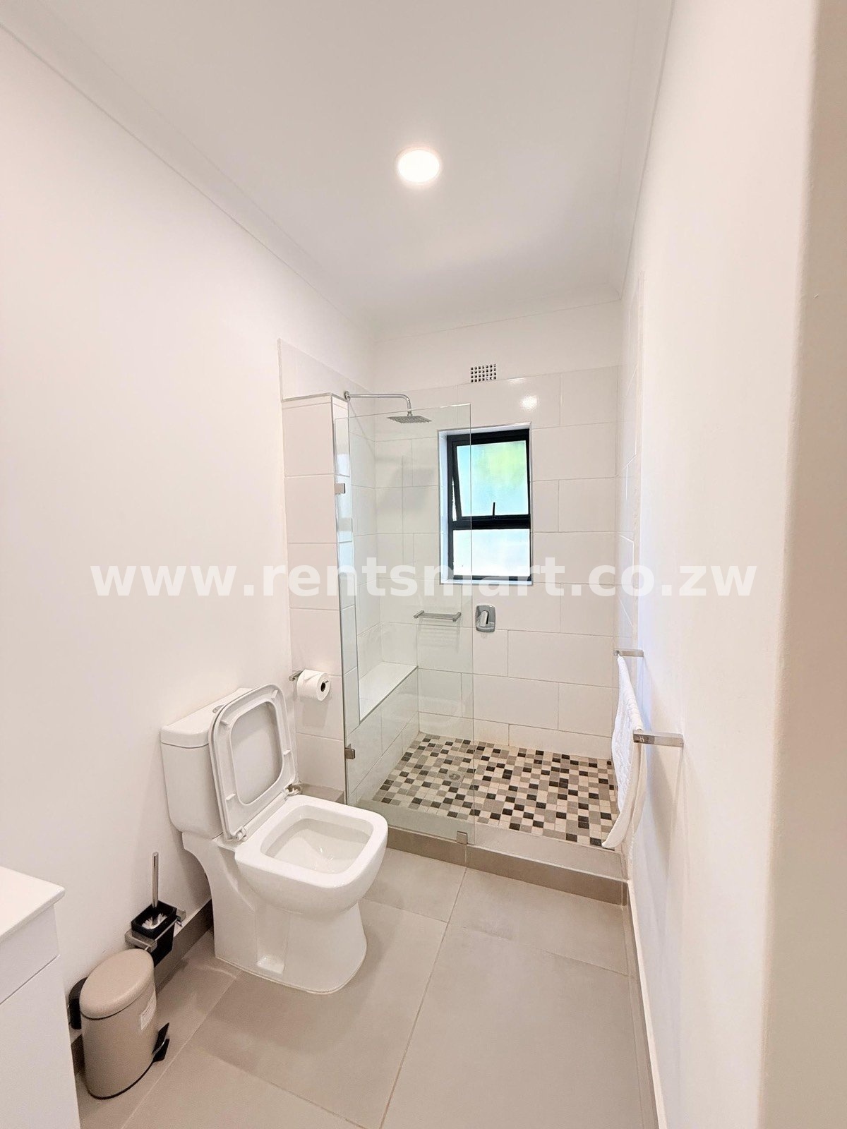 3 bedroom apartment - Image 6