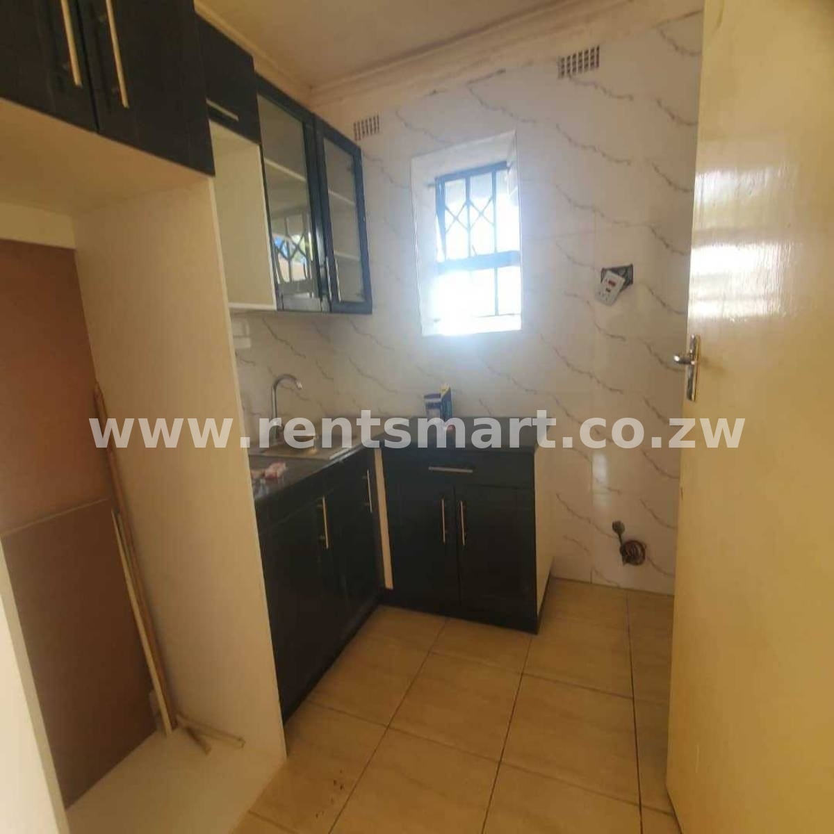 Bedsitter for Rent in Westgate, Harare - Image 2