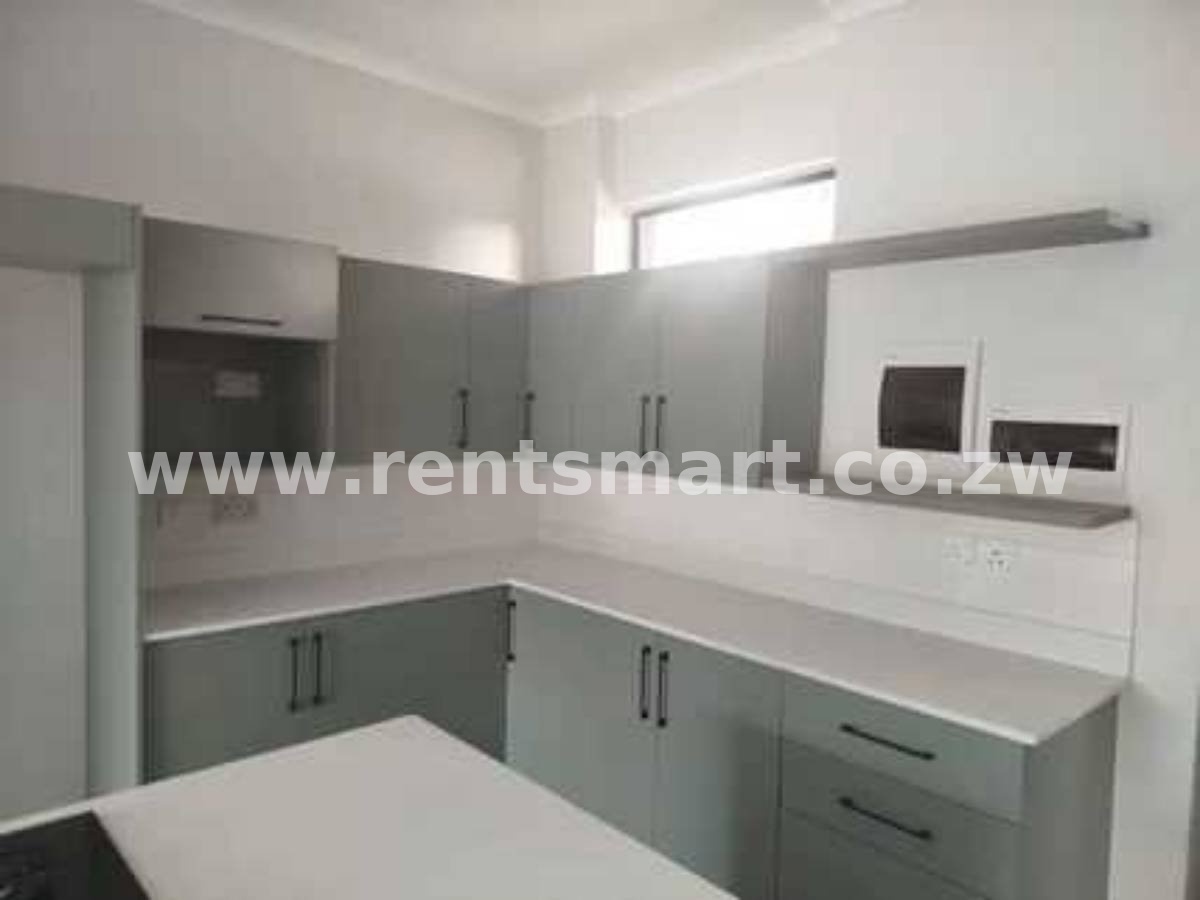 VAINONA FLATS ALONG ALPES - Image 3